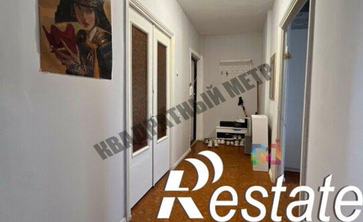 3-комн квартира мкр 8, 52,  д. 52