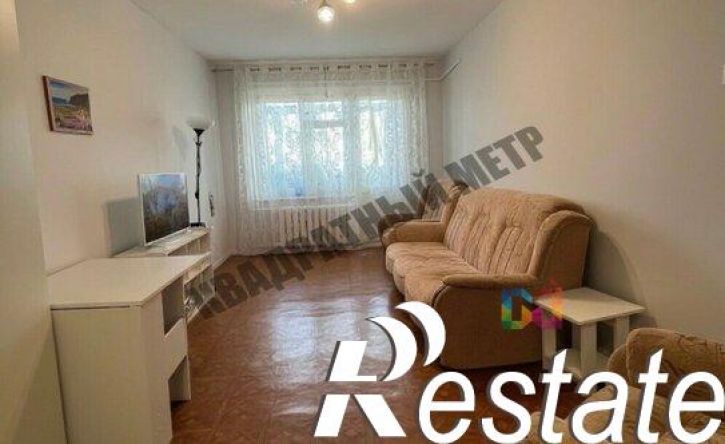 3-комн квартира мкр 8, 52,  д. 52