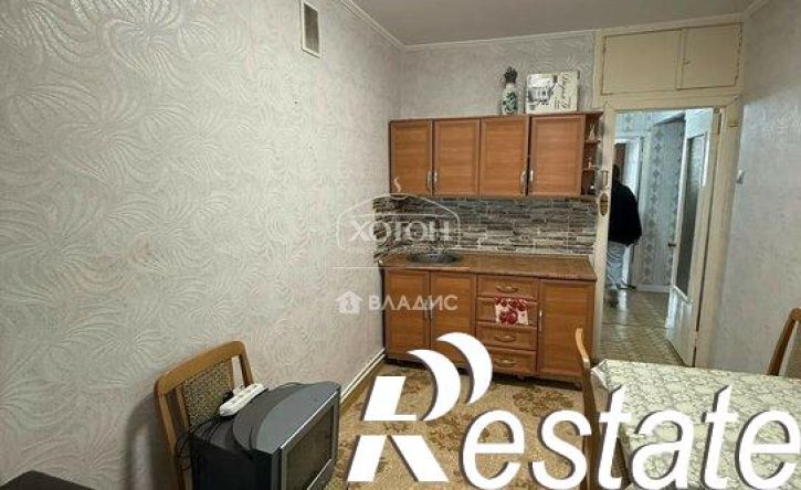 3-комн квартира мкр 6, 5,  д. 5