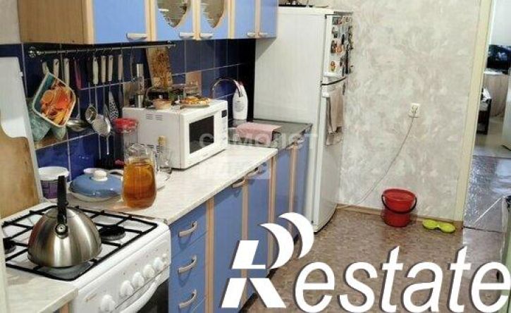3-комн квартира 2-й микрорайон, 35